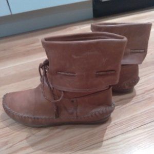 Frye Booties 8.5